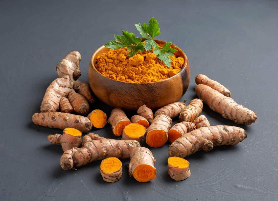 turmeric root and powder